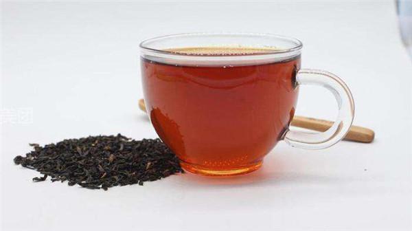 怎样区分红茶和绿茶（怎样区别红茶和绿茶）
